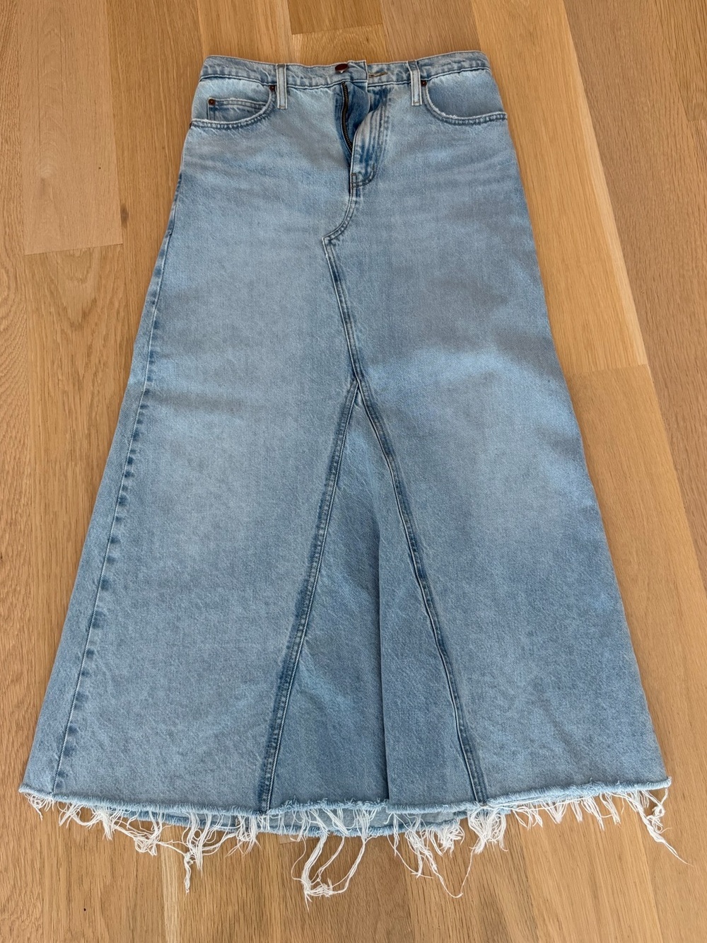 Frame Denim Light Blue Denim Maxi Skirt w/ Frayed Hem- size 26